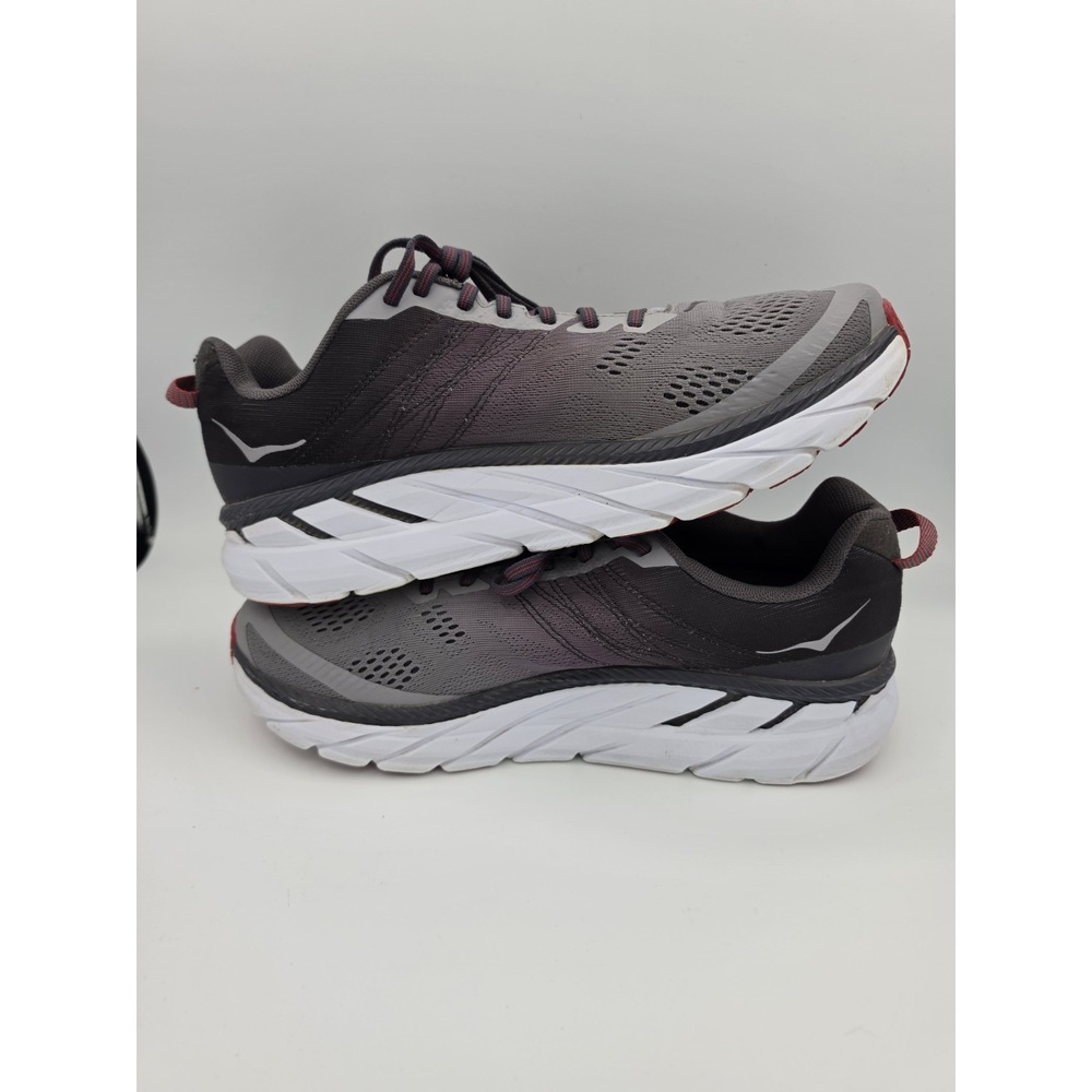 Hoka One One Clifton 6 Wide Running Shoes Mens 11 Gray Red 1102876 GOBS